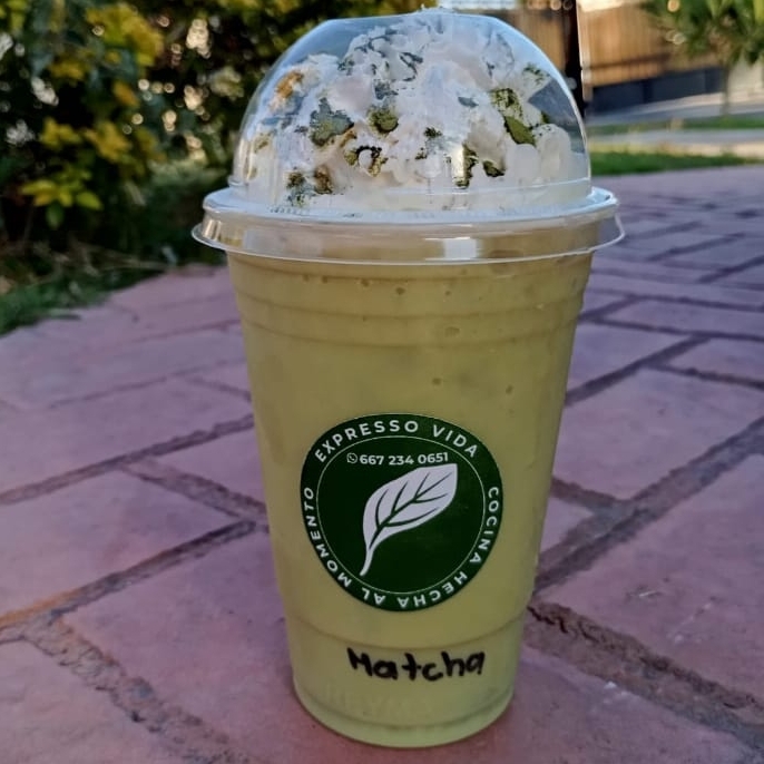 Té Matcha Latte Frappé 20 Oz