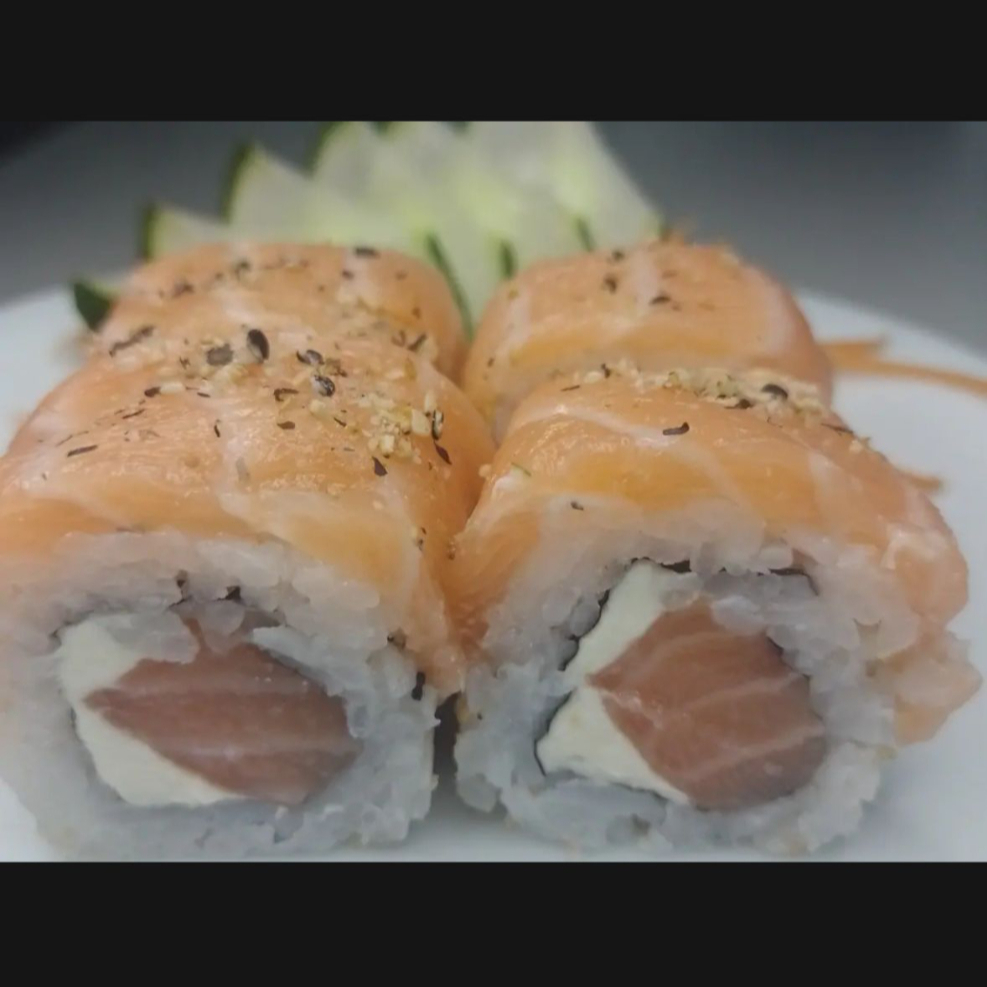 8 Unidades - Arroz, Nori, Salmão e Cream Cheese