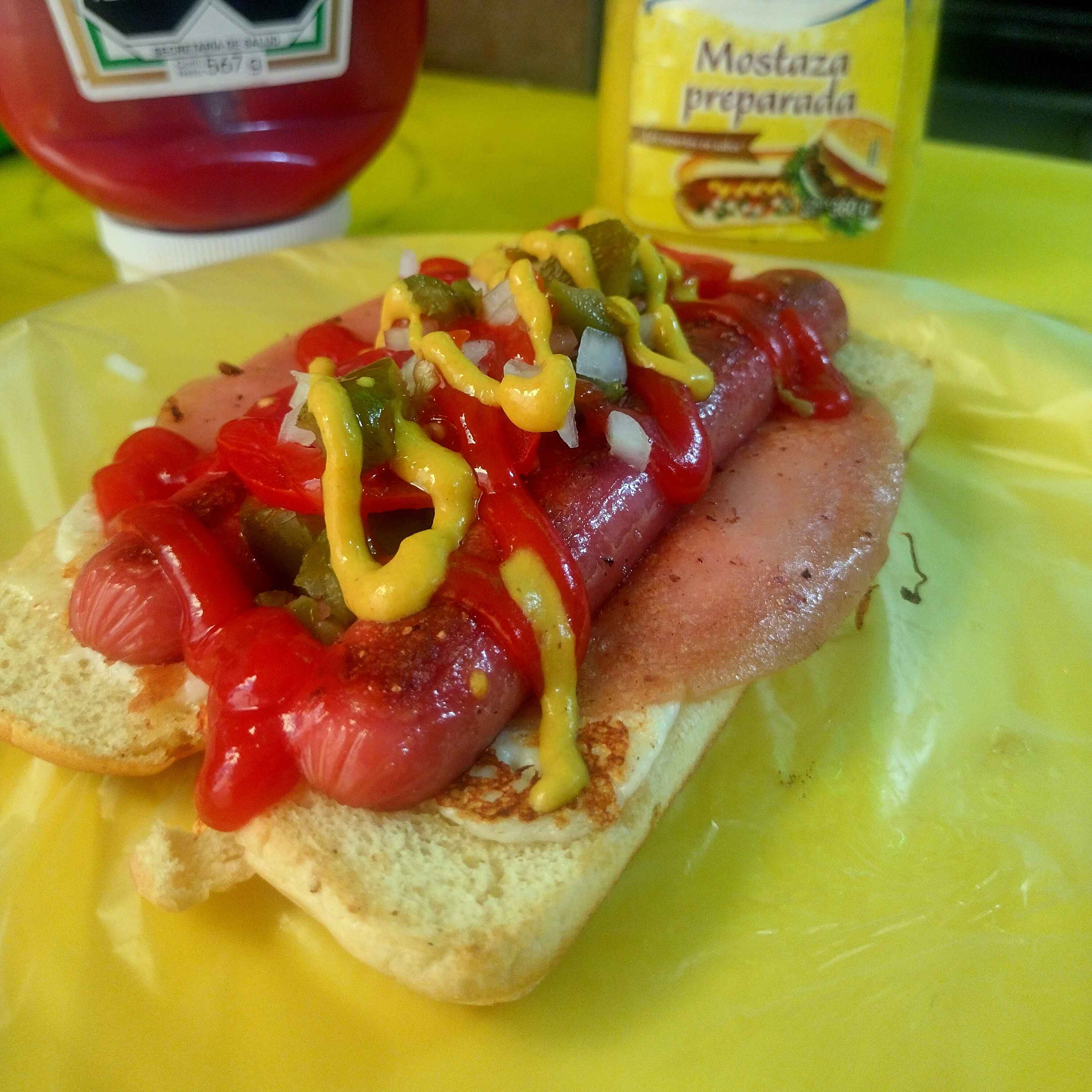 Hot Dog Hawaiano