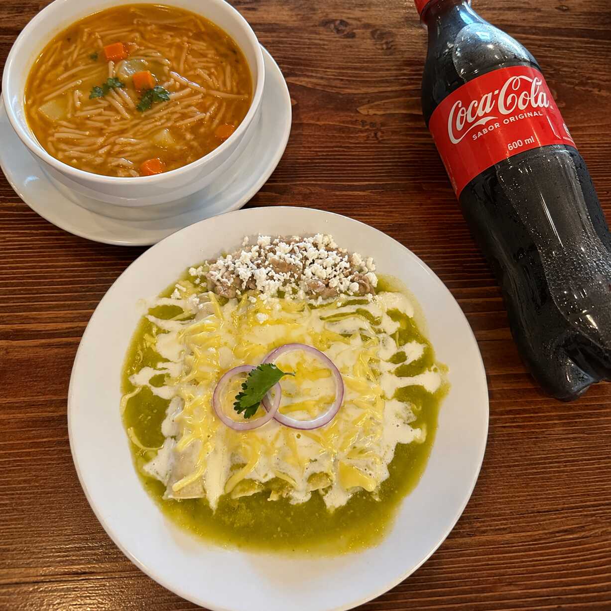 Enchiladas + Sopa + Refresco