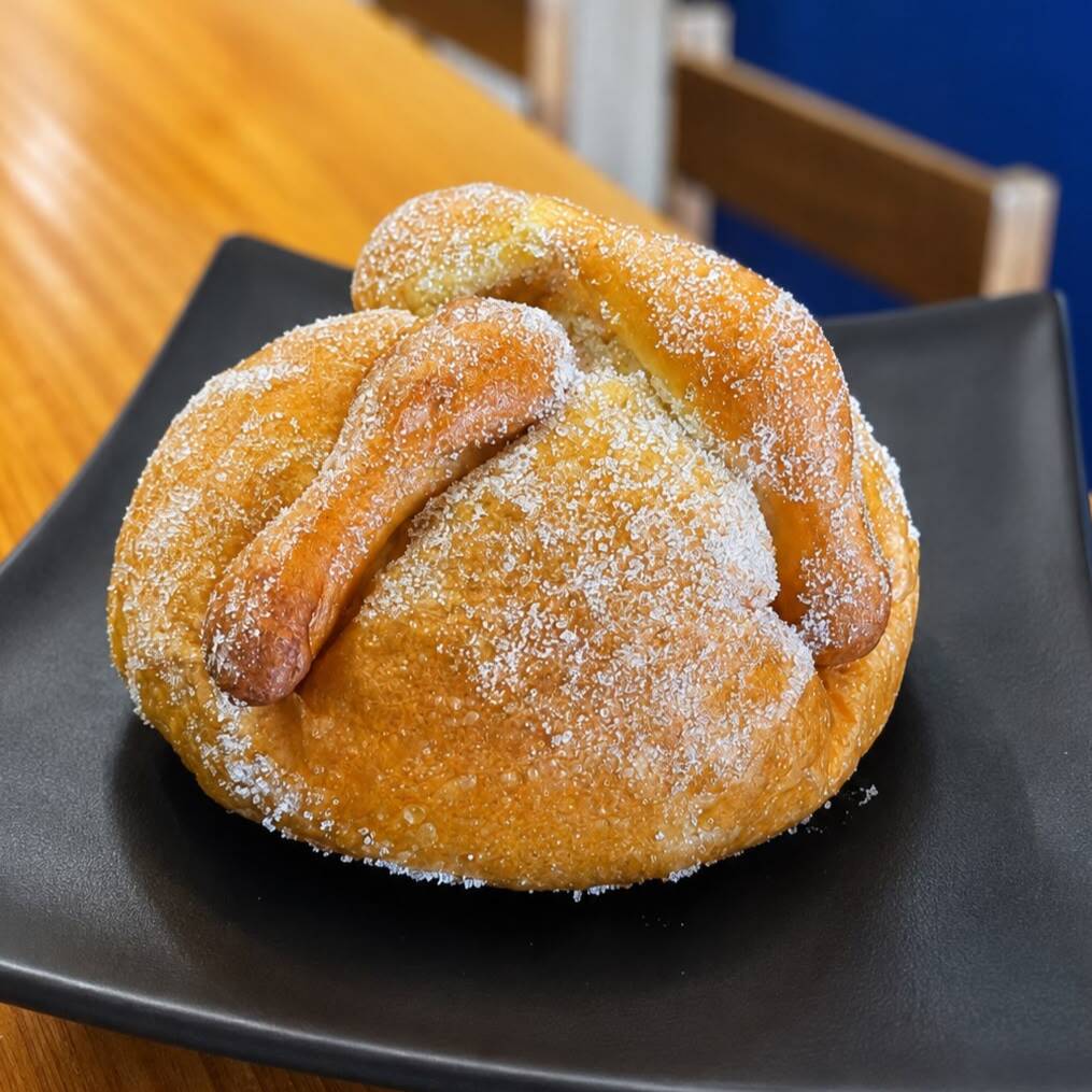 PAN DE MUERTO SENCILLO