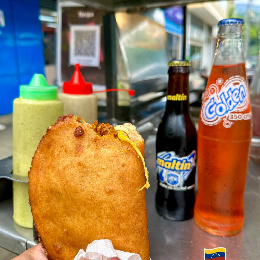 Empanada de Carne Molida con Queso
