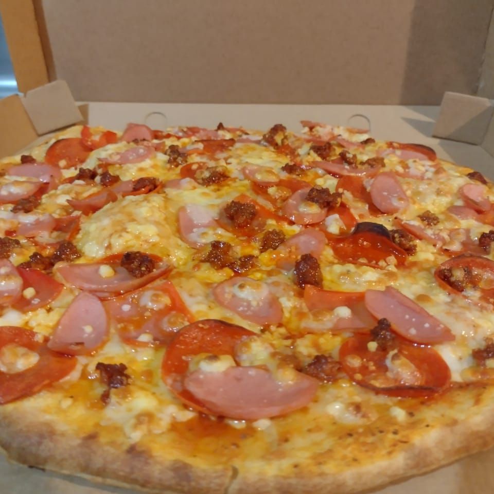 Pizza Familiar Especial de Carnes