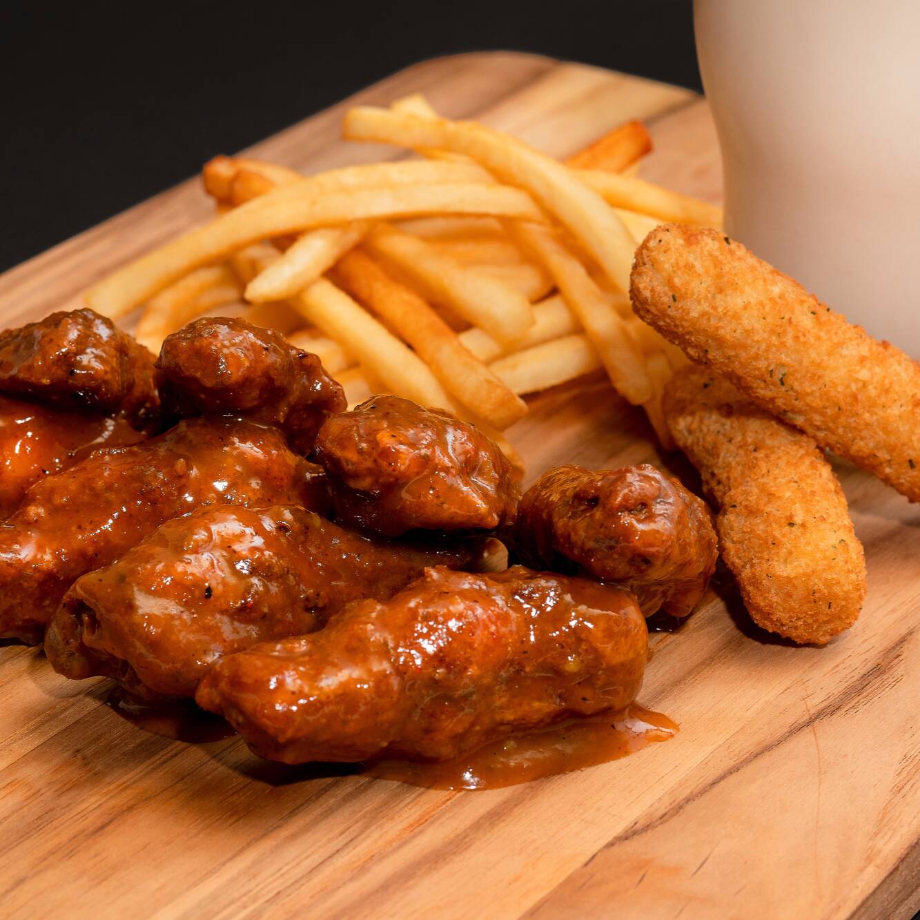 "Combo Wings & Chill"