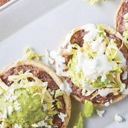 3 Sopes de Asada