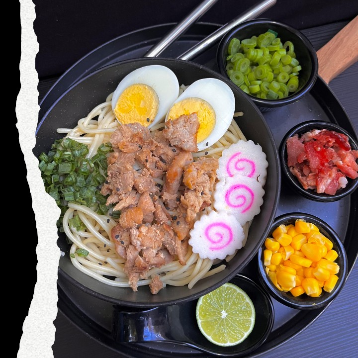 SUKI RAMEN CERDO + JAMAICA