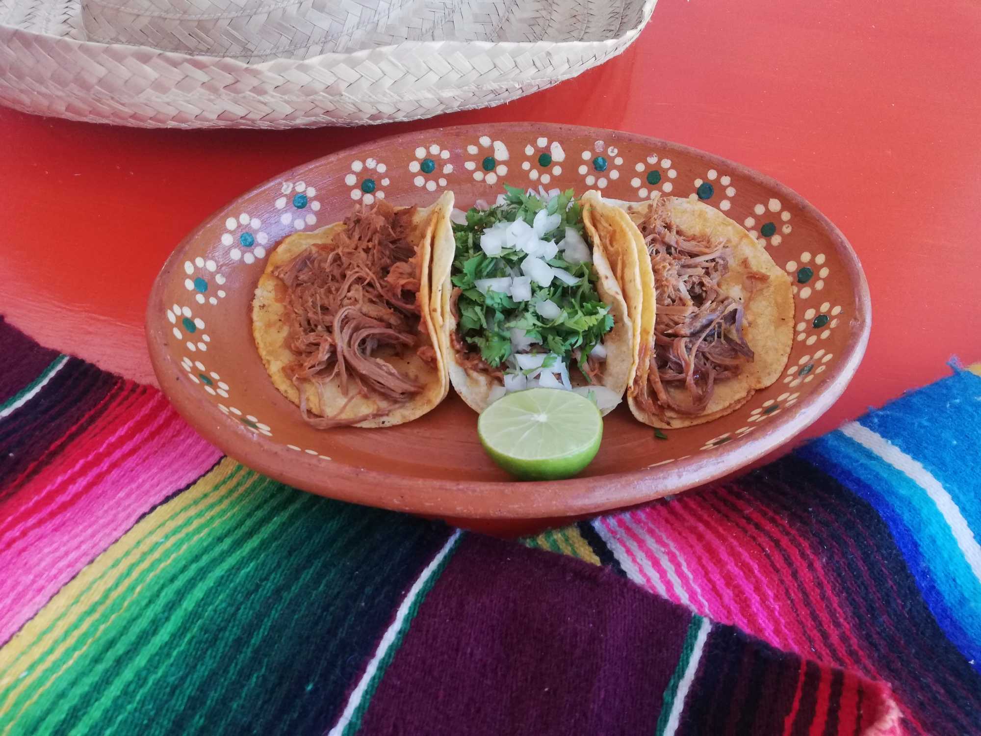 Orden de 3 Tacos de Cochinita Pibil