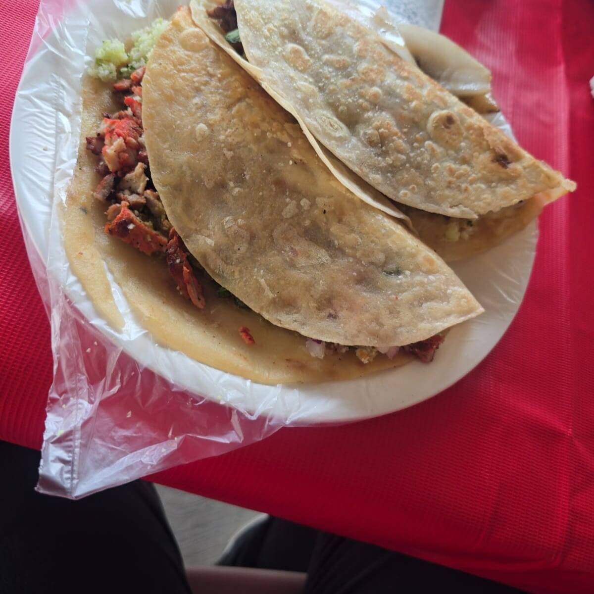 2 quesadilla 1 taco de maíz
