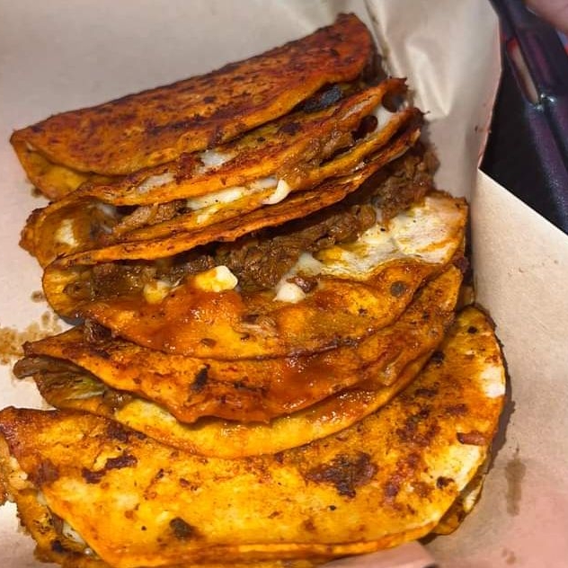 4 Quesabirrias