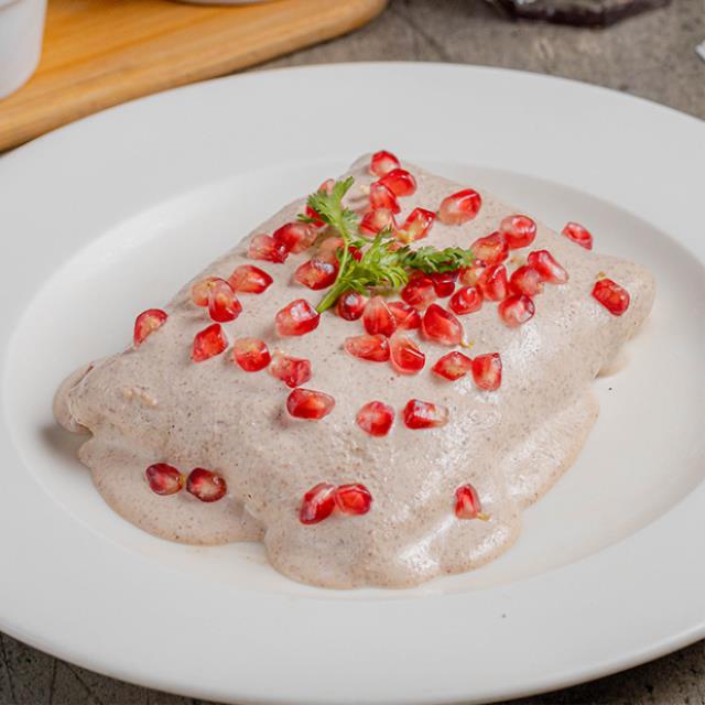 CREPA EN NOGADA