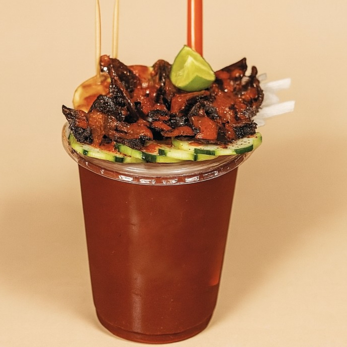 Michelada con Tapa de Cecina