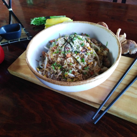 Yakimeshi de Pollo