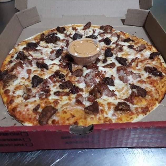 PIZZA CHICHARRON PRENSADO FAMILIAR 16"(16REVANADAS