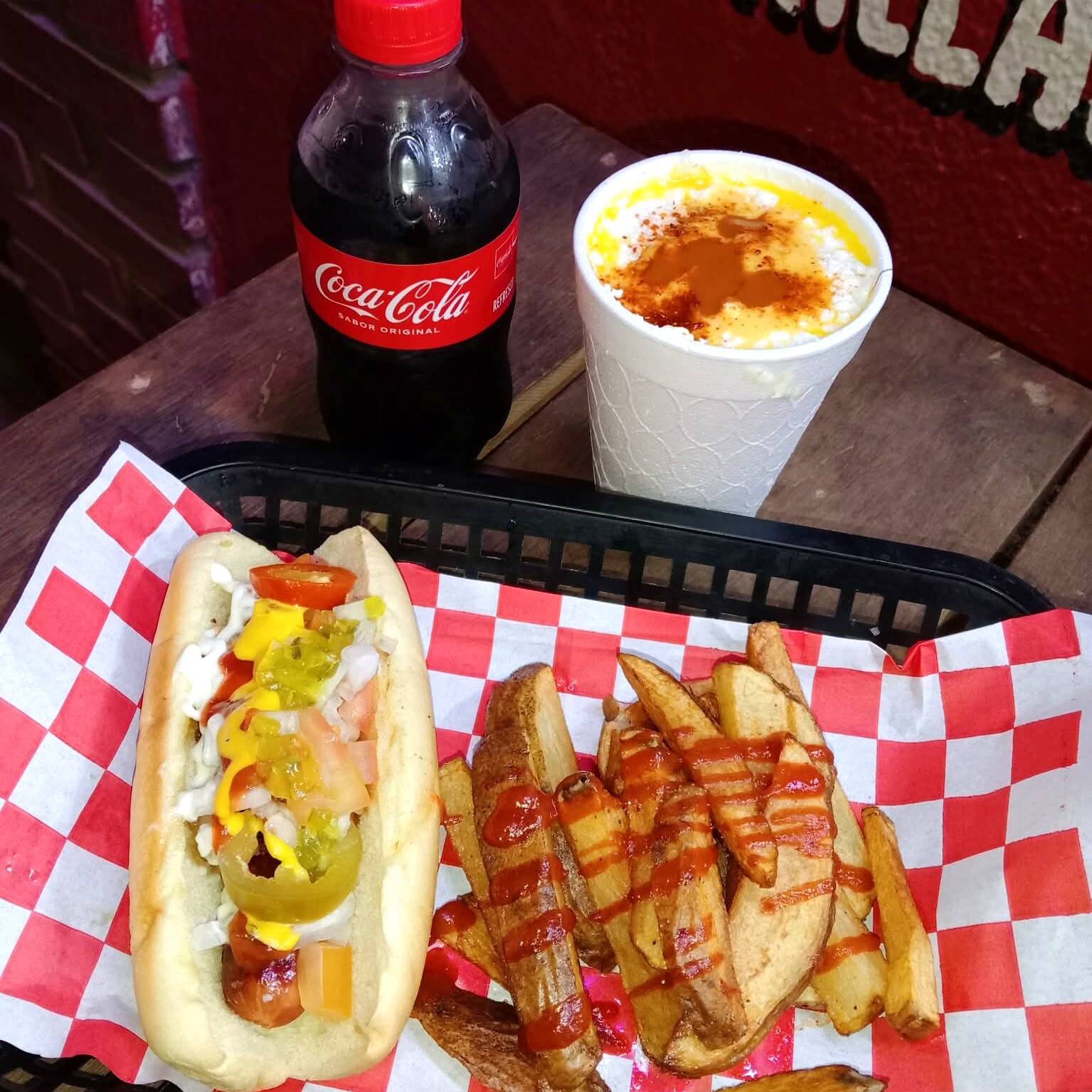 Combo hotdog & elote