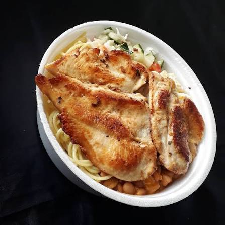 150G DE FILÉ DE FRANGO, ARROZ, VINAGRETE, PURÊ DE BATATA E FAROFA