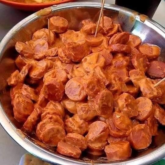 Salchicha Enchipotlada