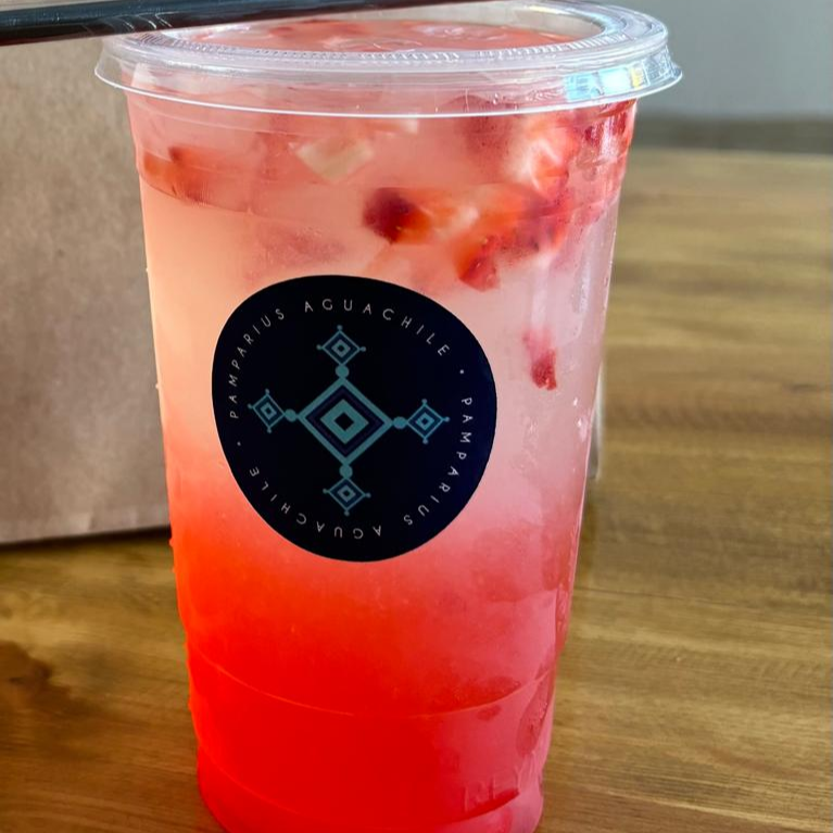 Limonada Natural con Fresa