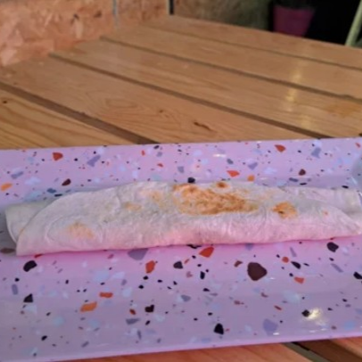 Burrito con Guiso