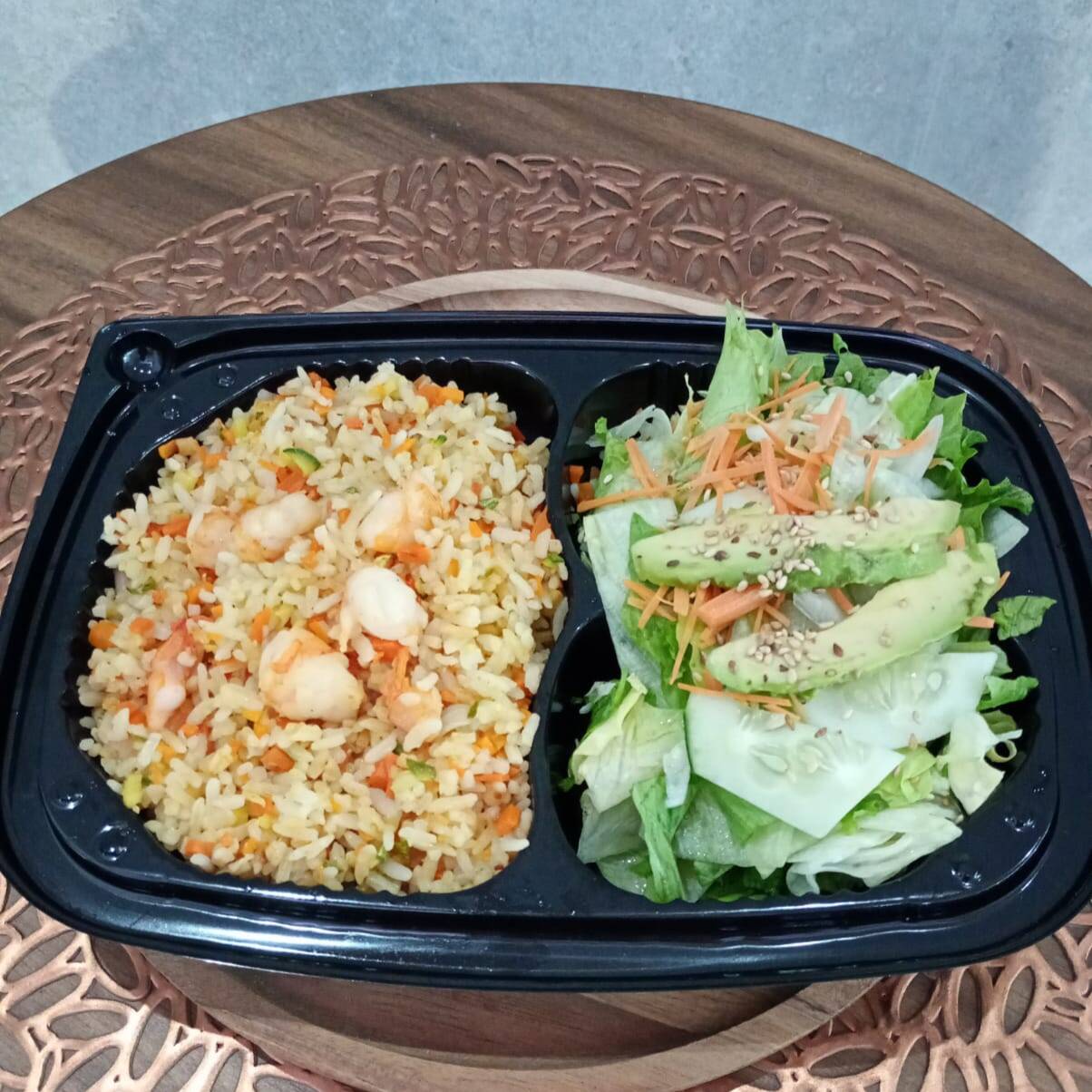 Arroz Frito con Camarón a la Plancha