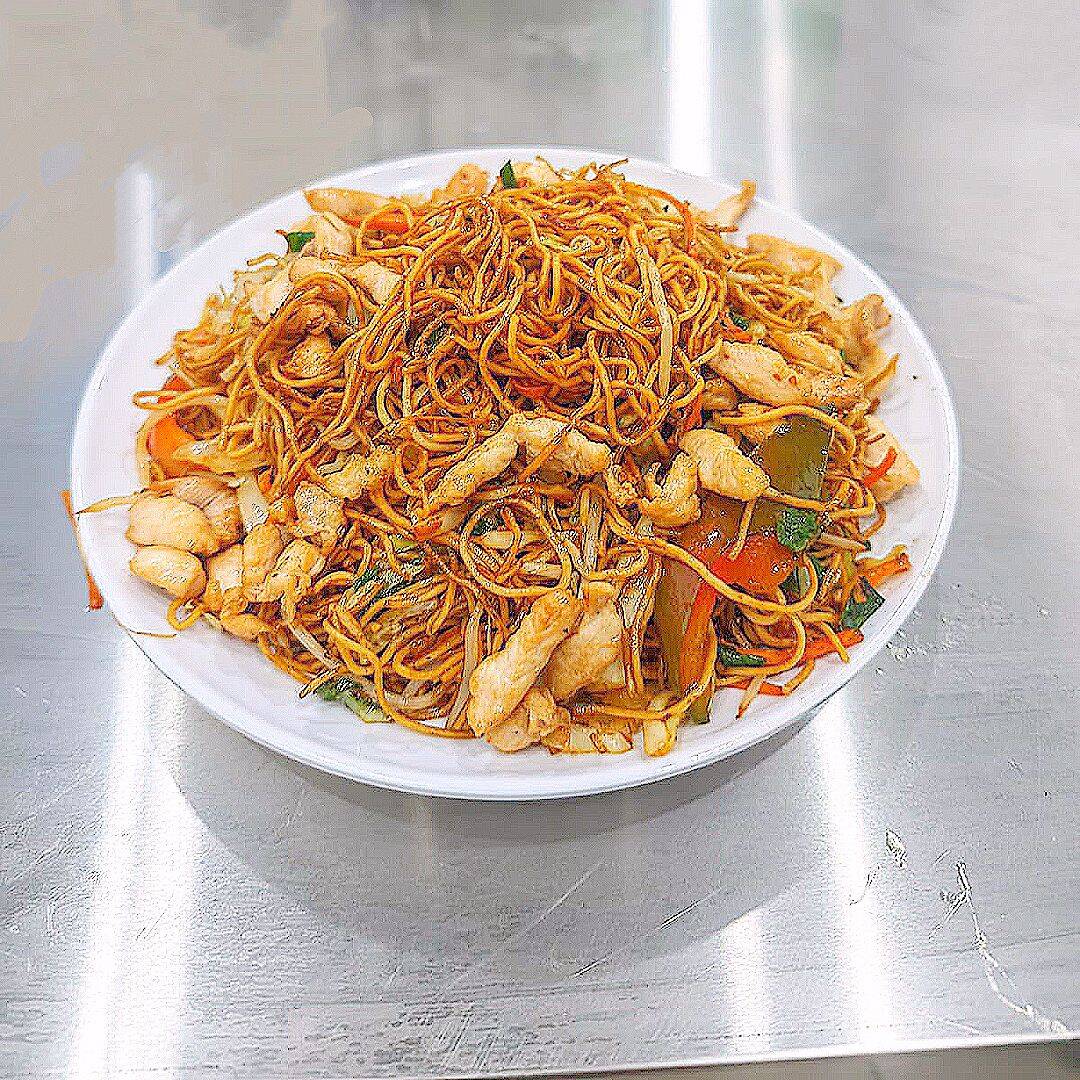 C3-Chop Suey Seco con Pollo Medio