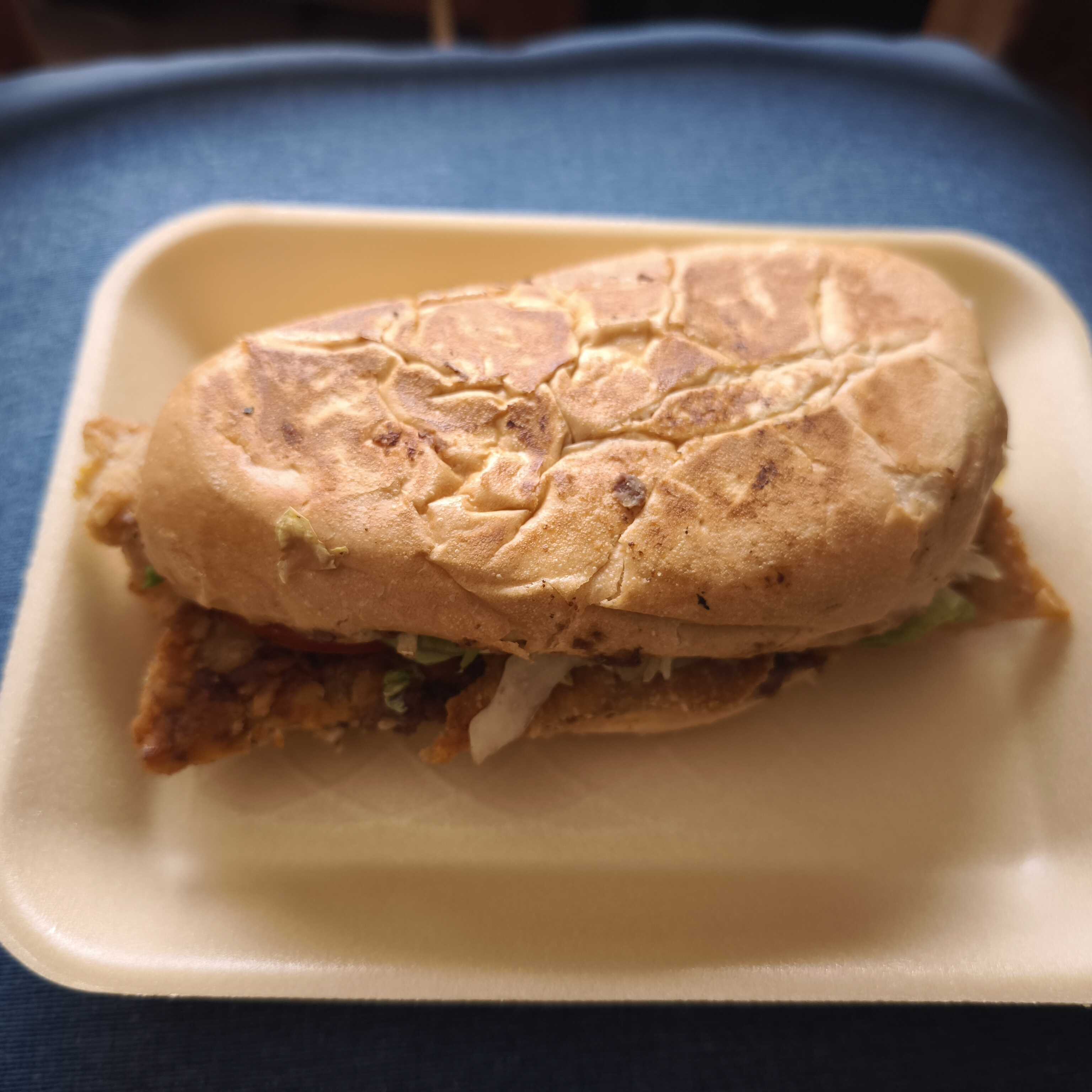 Torta de milanesa de cerdo empanizada