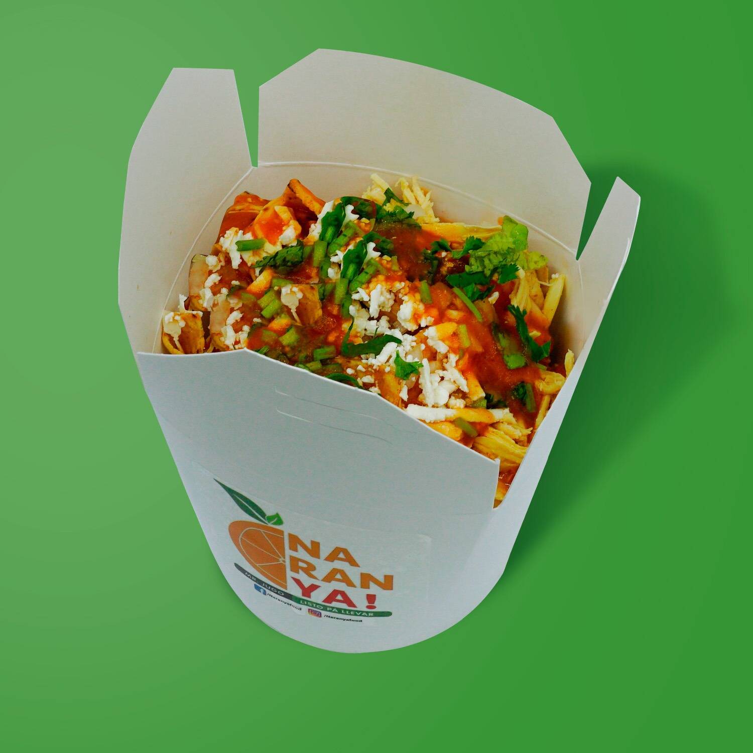 Chilaquiles Rojos con Pollo