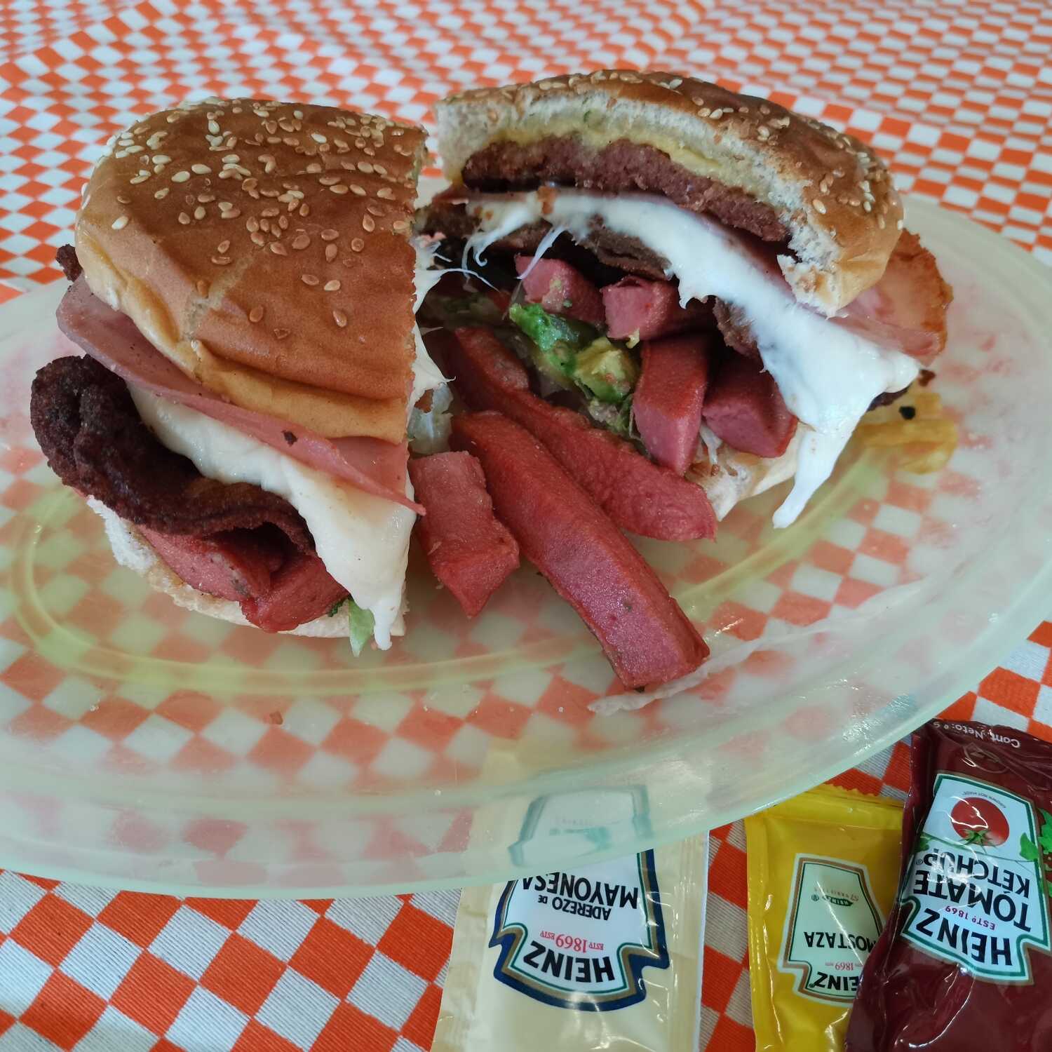 Hamburguesa Cubana