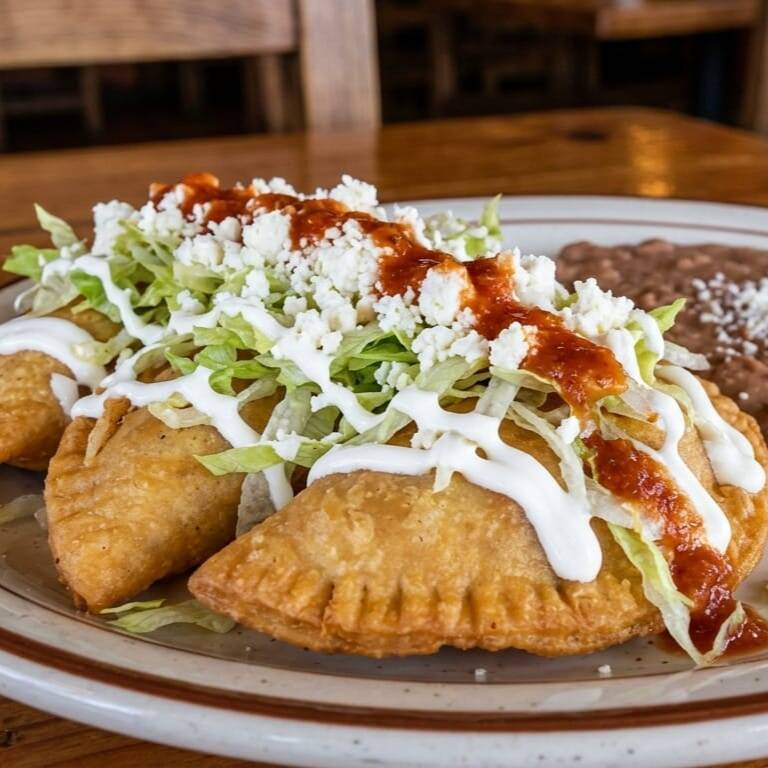 Empanadas Fritas de Pollo 3pz