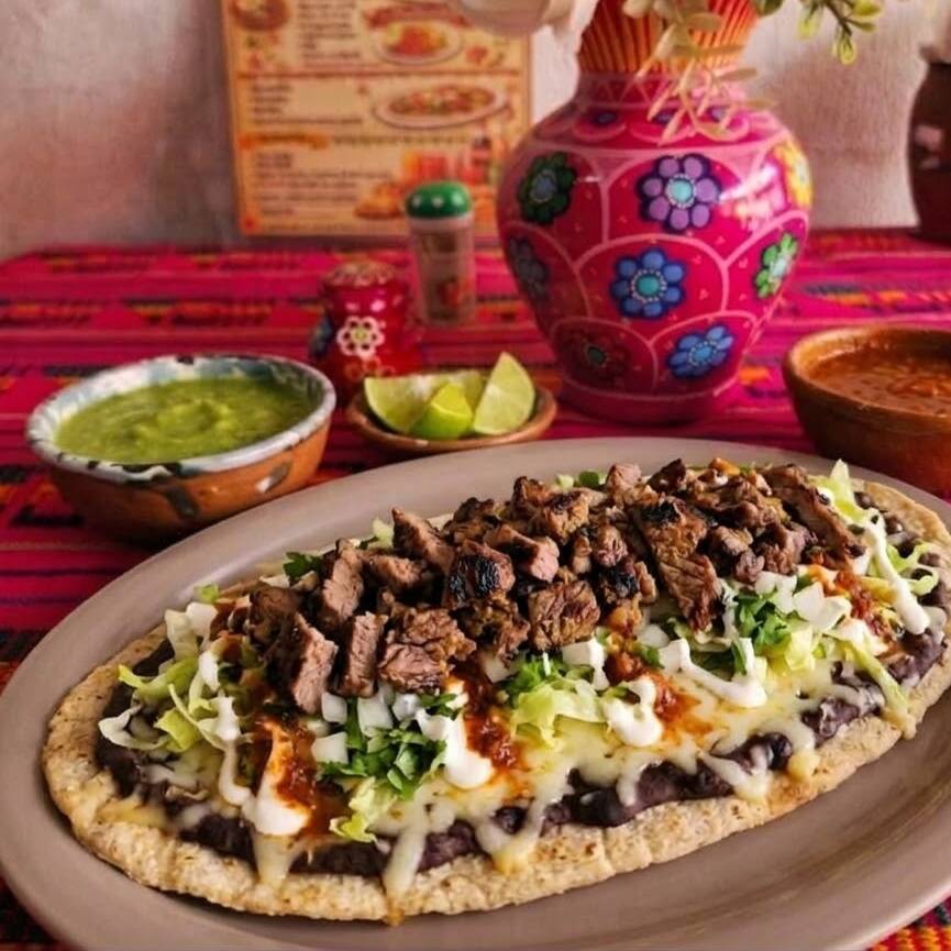 El Mega Huaraches
