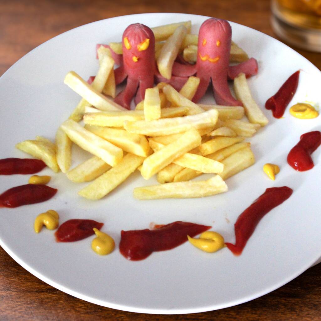 Salchipapas