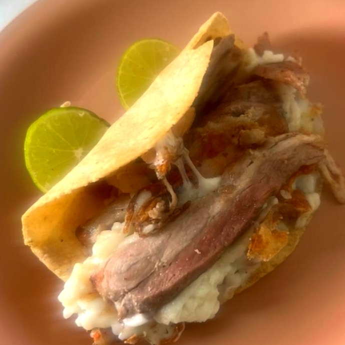 Taco Oriental con Queso
