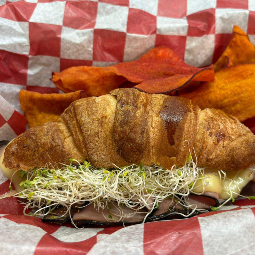 COMBO CUERNITO JAMON