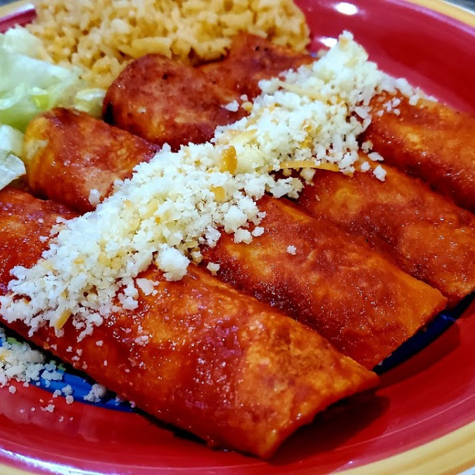 Enchiladas (Rojas, Verdes, Rojos Dulces, chipotle)