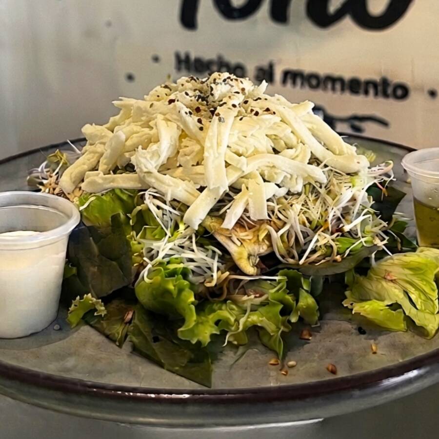 Ensalada de Quesillo