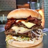 Hamburguesa Mixta( Carne y Pollo)