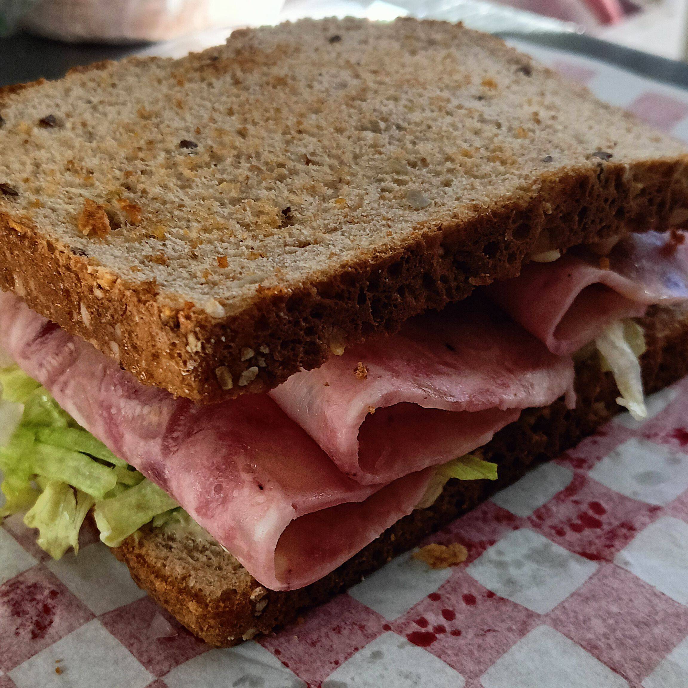 SANDWICH DE QUESO DE PUERCO