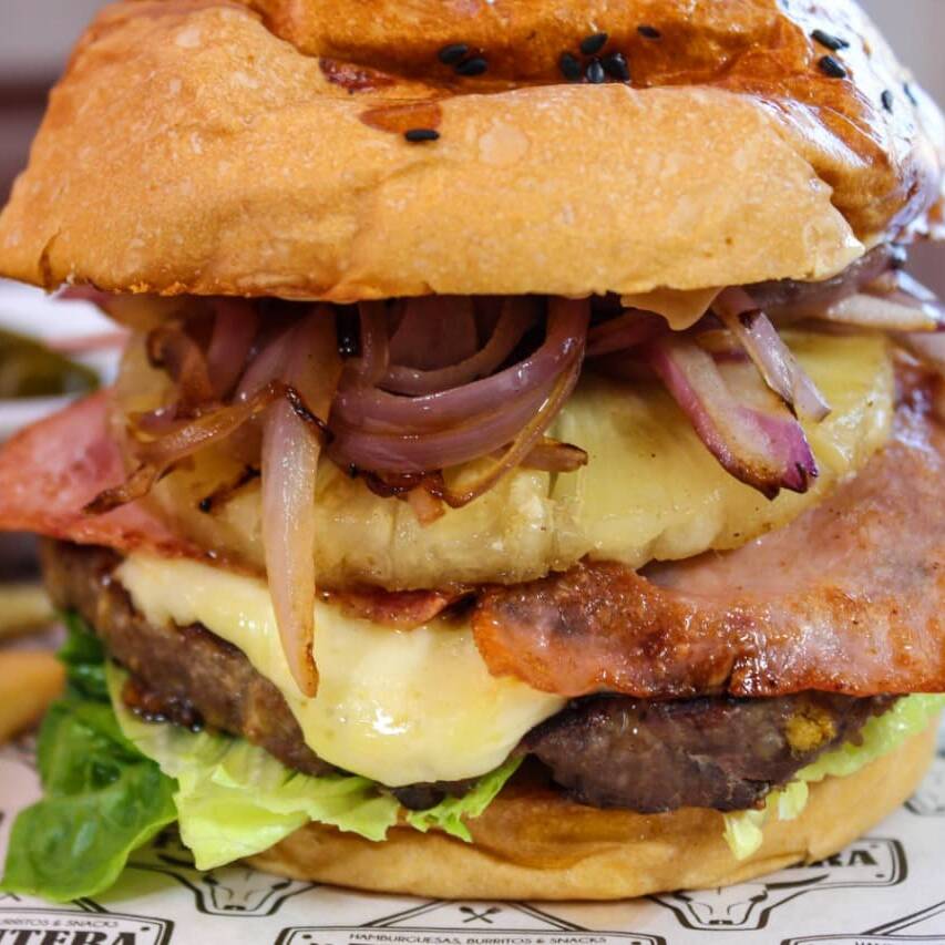 Hamburguesa Hawaiana