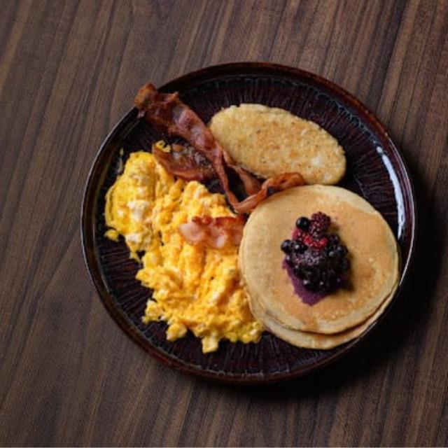 DESAYUNO AMERICANO