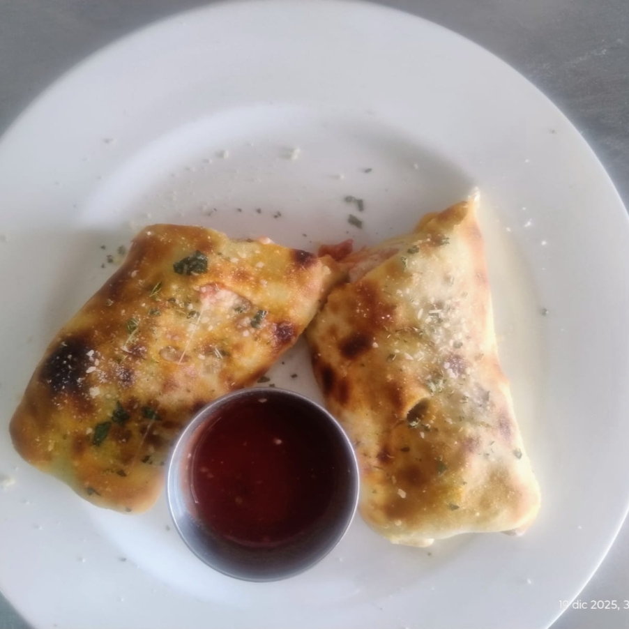Stromboli Pizza