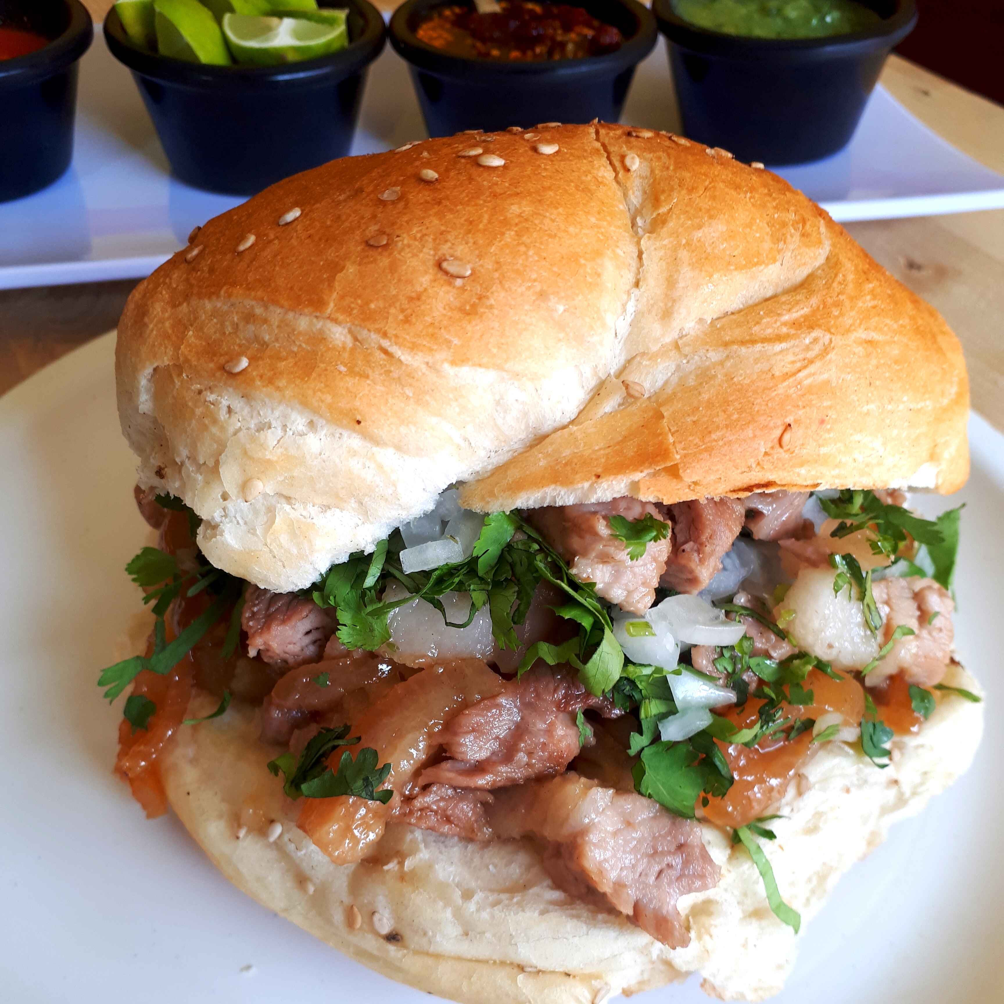 Cemita de Surtida