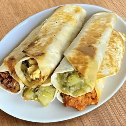BURRITO DE CHULETA AHUMADA