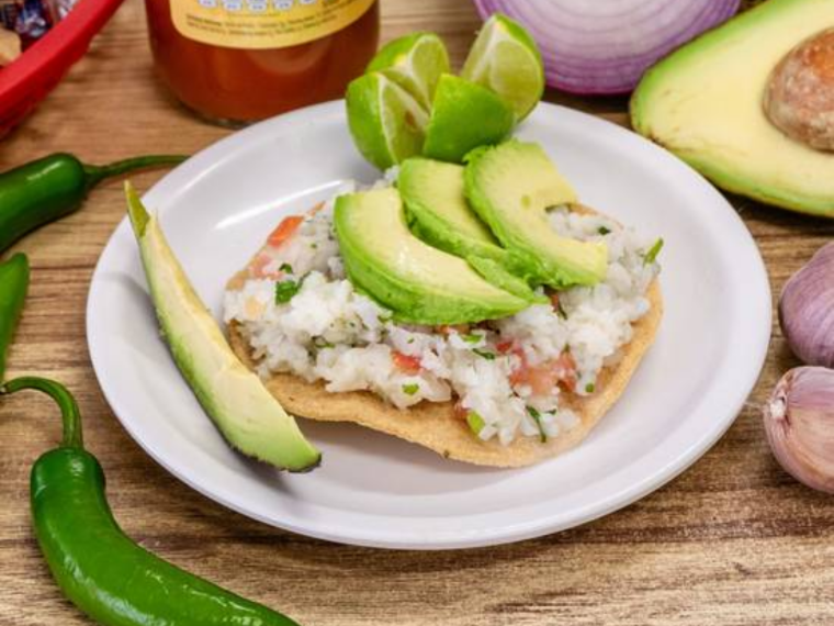 Tostada de Ceviche de Pescado