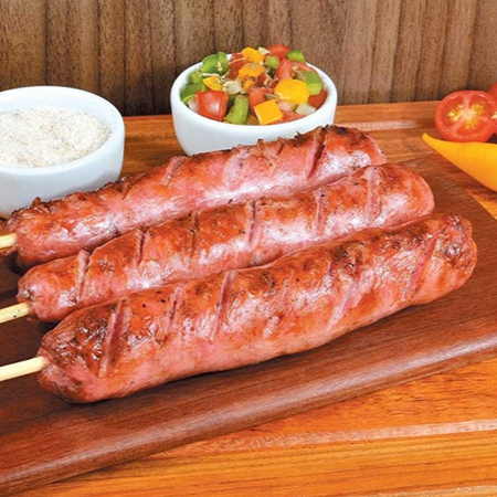 deliciosa marmita de churrasco com aquele arroz branquinho e temperado e bem gostoso com aquele feijao fresco e delicioso com 2 espeto de frango fresco com aquela farofa da casa !