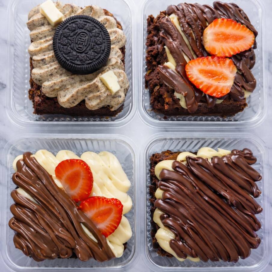 1 Brownie Oreo,1 Brownitella,1 Brownutella com.morango e 1 Brownie Sensação de morango
