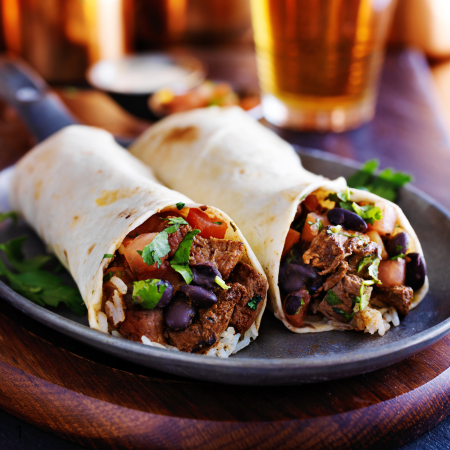 Burrito de Winy con Tortilla Hecha a Mano