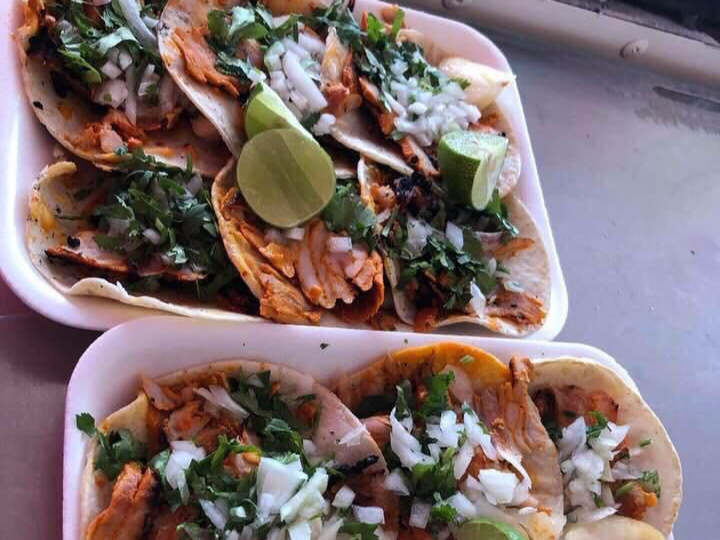 Orden de 12 Tacos de Trompo