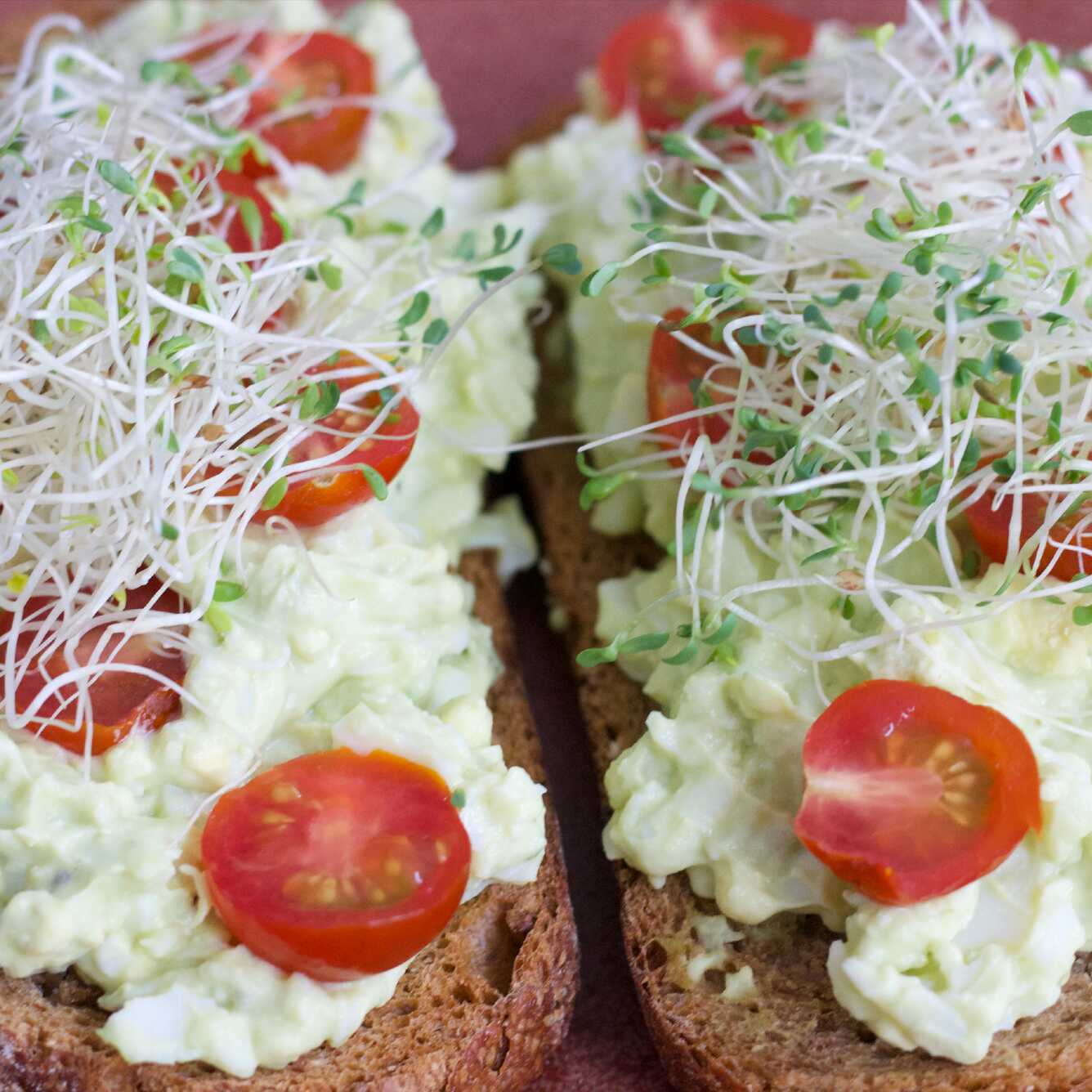 Toast de Huevo Cremoso