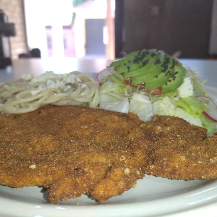 Milanesa pollo, res o cerdo