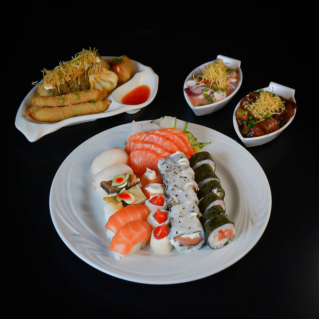 5 Hossomaki Variados 5 Niguiri Variados 5 Huramaki Variados 5 Sashimi De Salmão 5 Sashimi De Tilápia 5 Gunkan Variados 5 Hot Filadelfia 5 Fritos Variados 1 Tataki 1 Ceviche