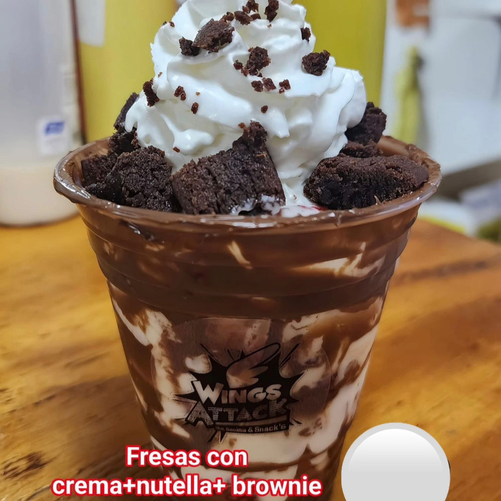 FRESAS CON CREMA Y NUTELLA